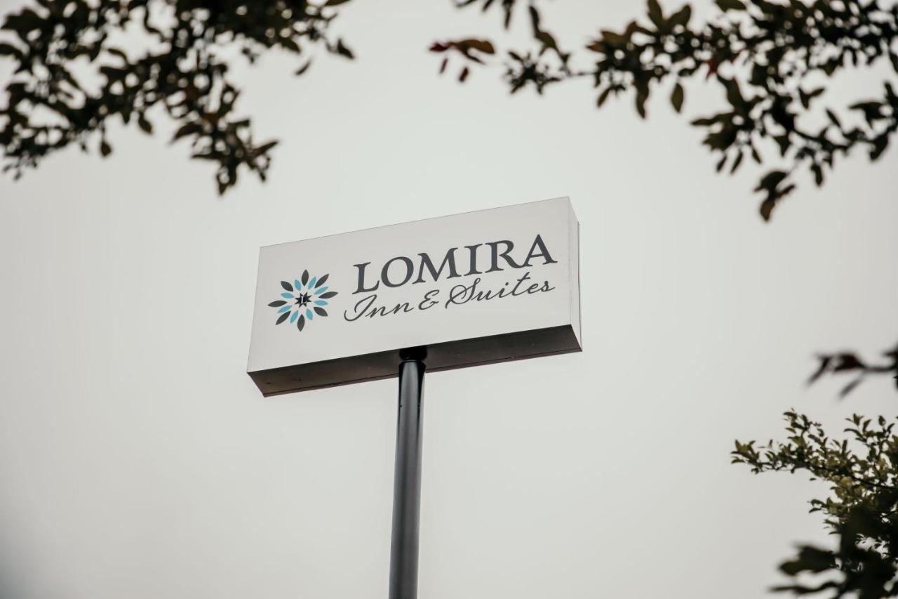 Lomira Inn And Suites Zewnętrze zdjęcie